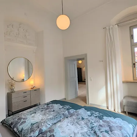 Altstadtquartier Appartement *